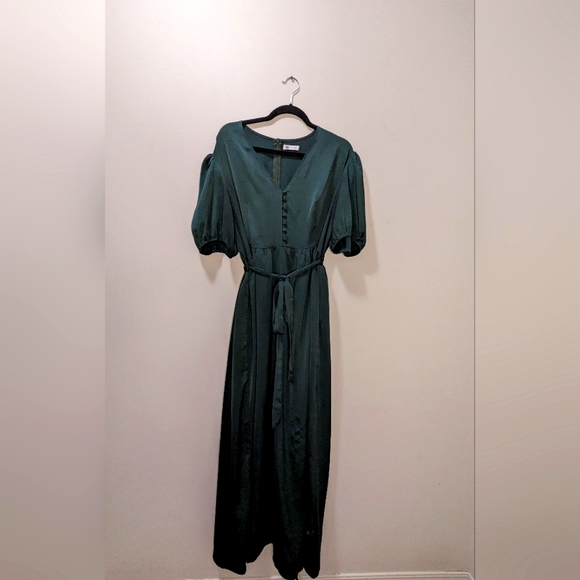 Custom Satin Green Dress - Picture 1 of 3